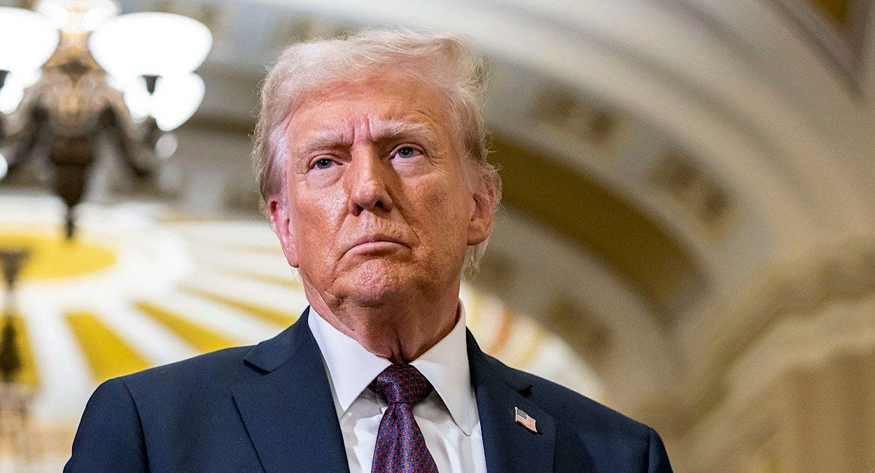 Трамп про перемовини щодо Росії та України Трамп про перемовини щодо Росії та України