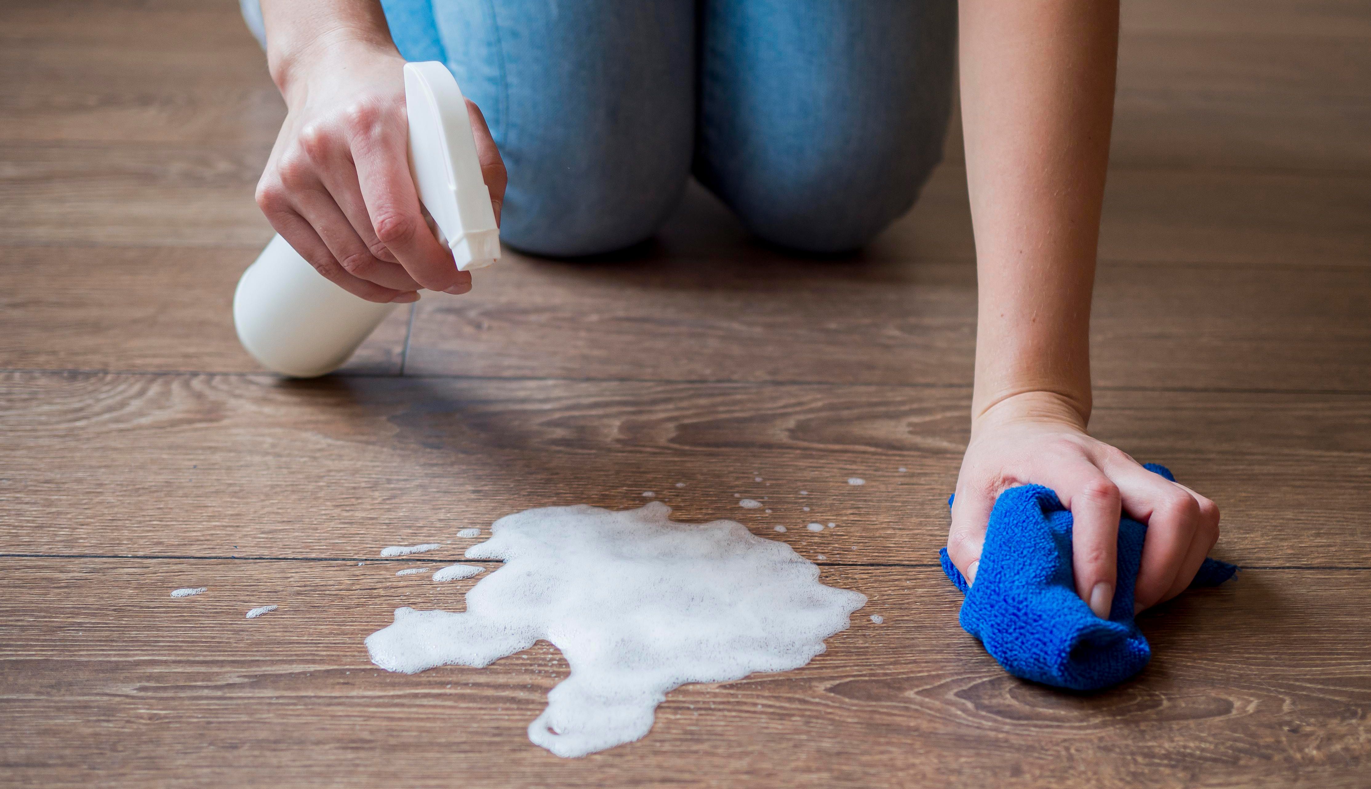 Как отмыть краску для волос с пола Как отмыть краску для волос с пола