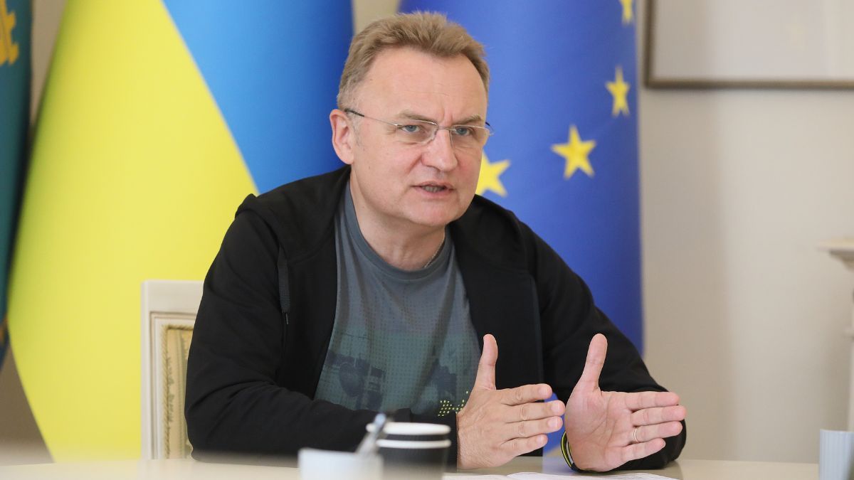 Садовый отреагировал на скандал с ветераном во Львове Садовый отреагировал на скандал с ветераном во Львове