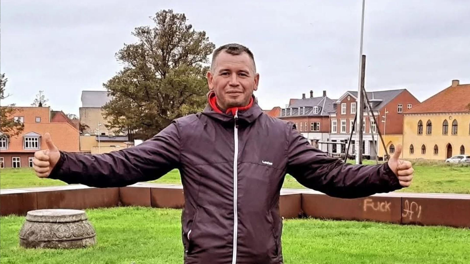 На війні загинув вчитель-реабілітолог з Буковини Вадим Романюк На війні загинув вчитель-реабілітолог з Буковини Вадим Романюк