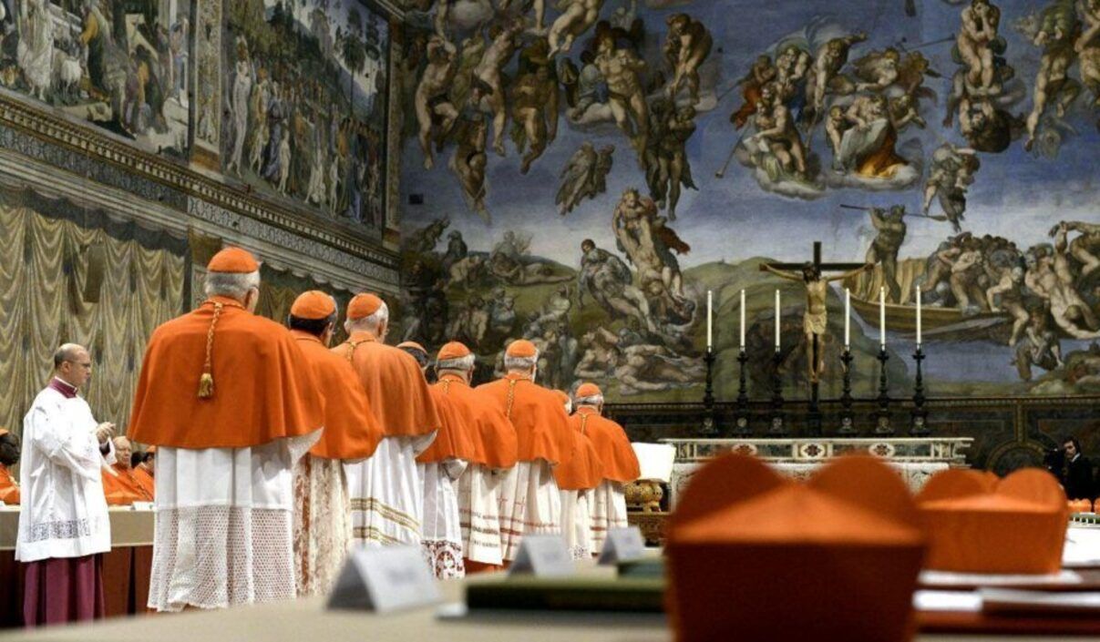 Конклав в Сикстинской капелле Конклав в Сикстинской капелле