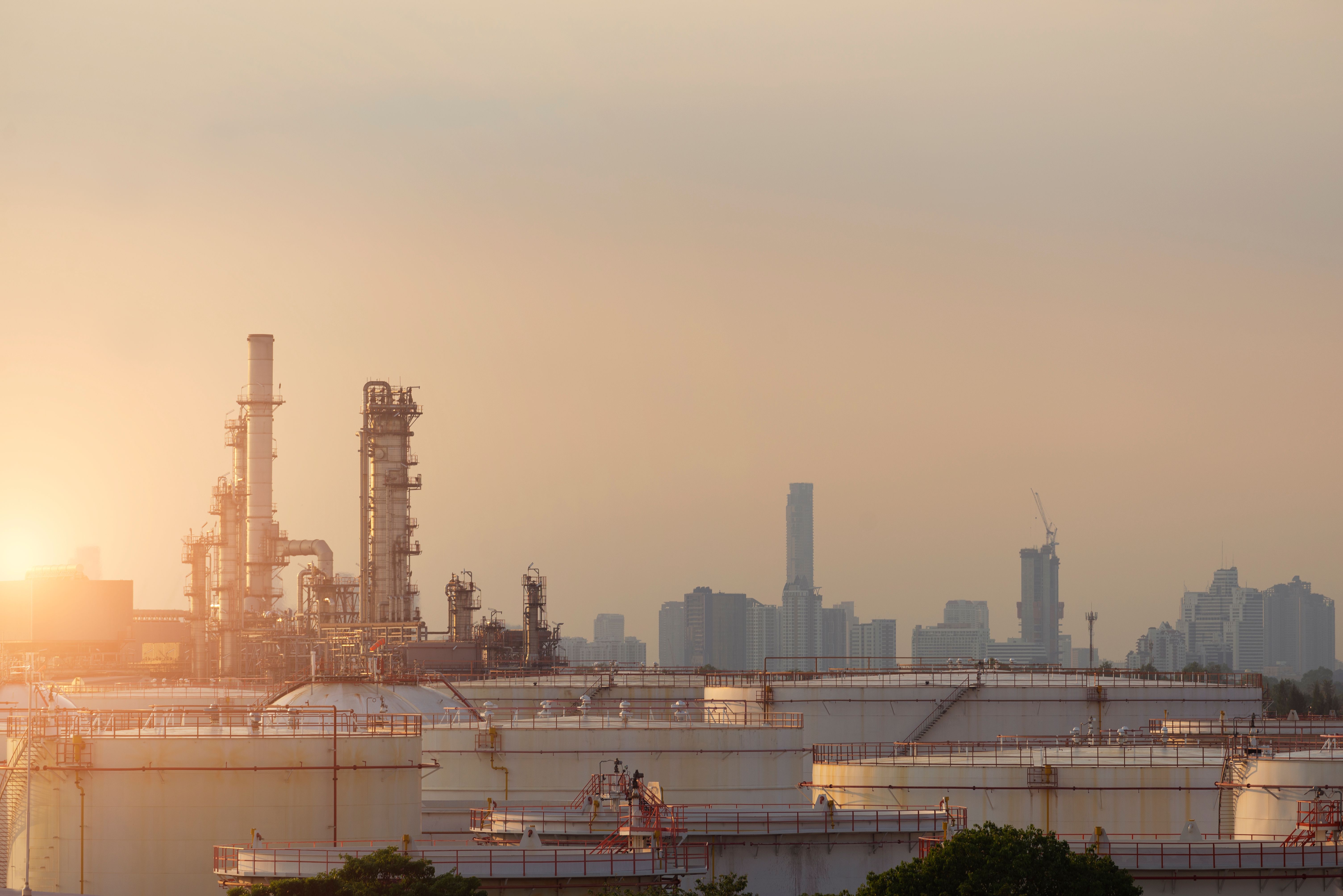 Ціни на нафту негативно впливають на Росію Ціни на нафту негативно впливають на Росію