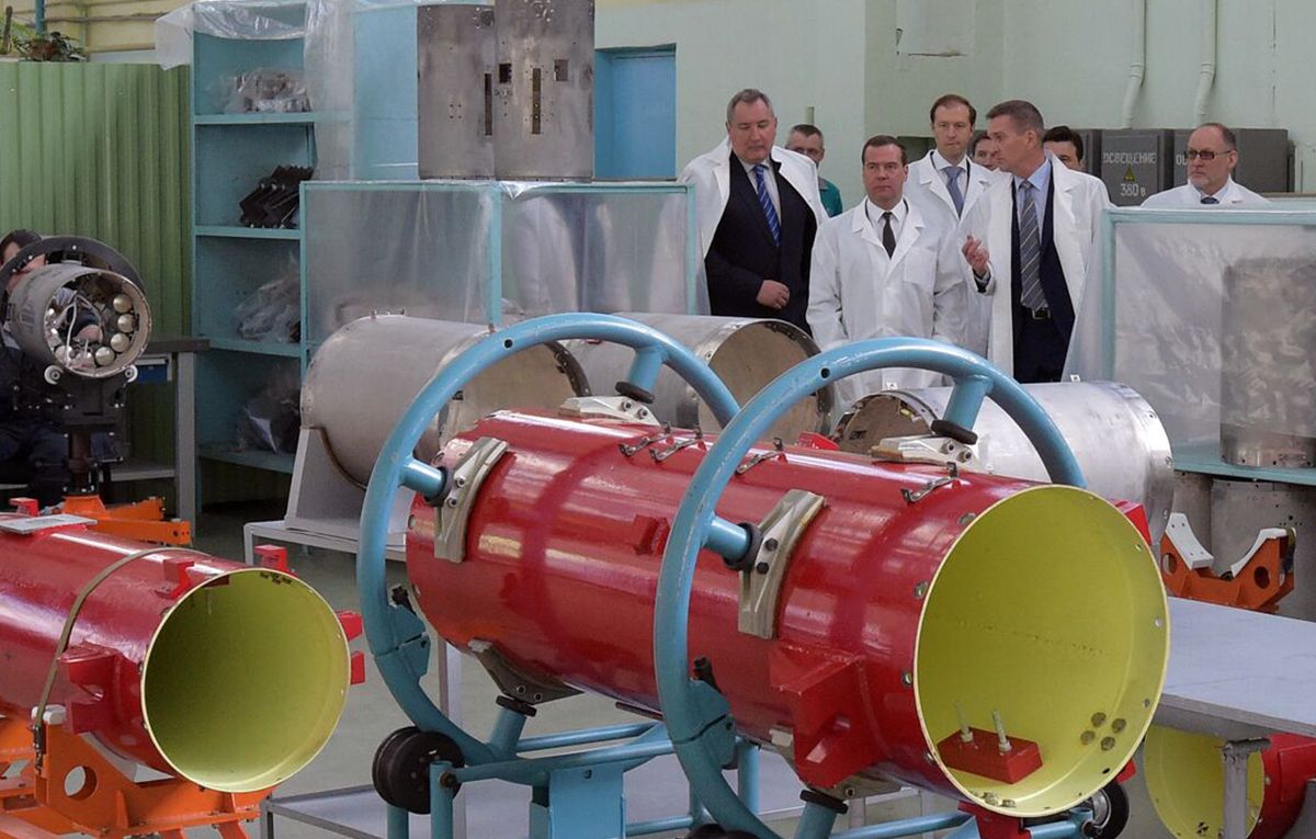 Оточення Путіна контролює виробництво крилатих ракет у Росії - розслідування - 24 Канал Оточення Путіна контролює виробництво крилатих ракет у Росії - розслідування - 24 Канал