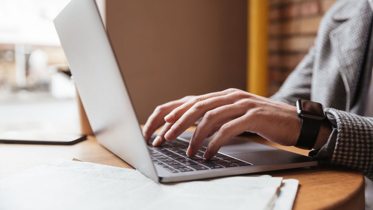 Цукерберг хочет заменить друзей ботами искусственного интеллекта для борьбы с одиночеством Цукерберг хочет заменить друзей ботами искусственного интеллекта для борьбы с одиночеством