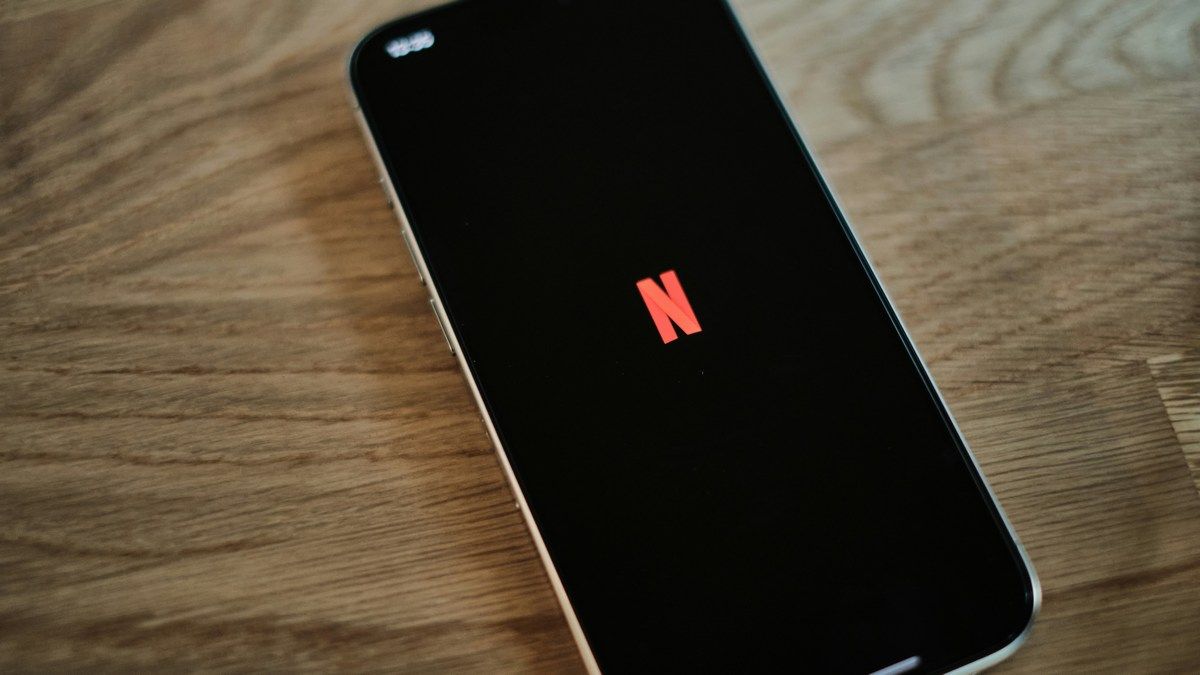 Netflix запускает вертикальные короткие видео в приложении для быстрого выбора фильмов Netflix запускает вертикальные короткие видео в приложении для быстрого выбора фильмов