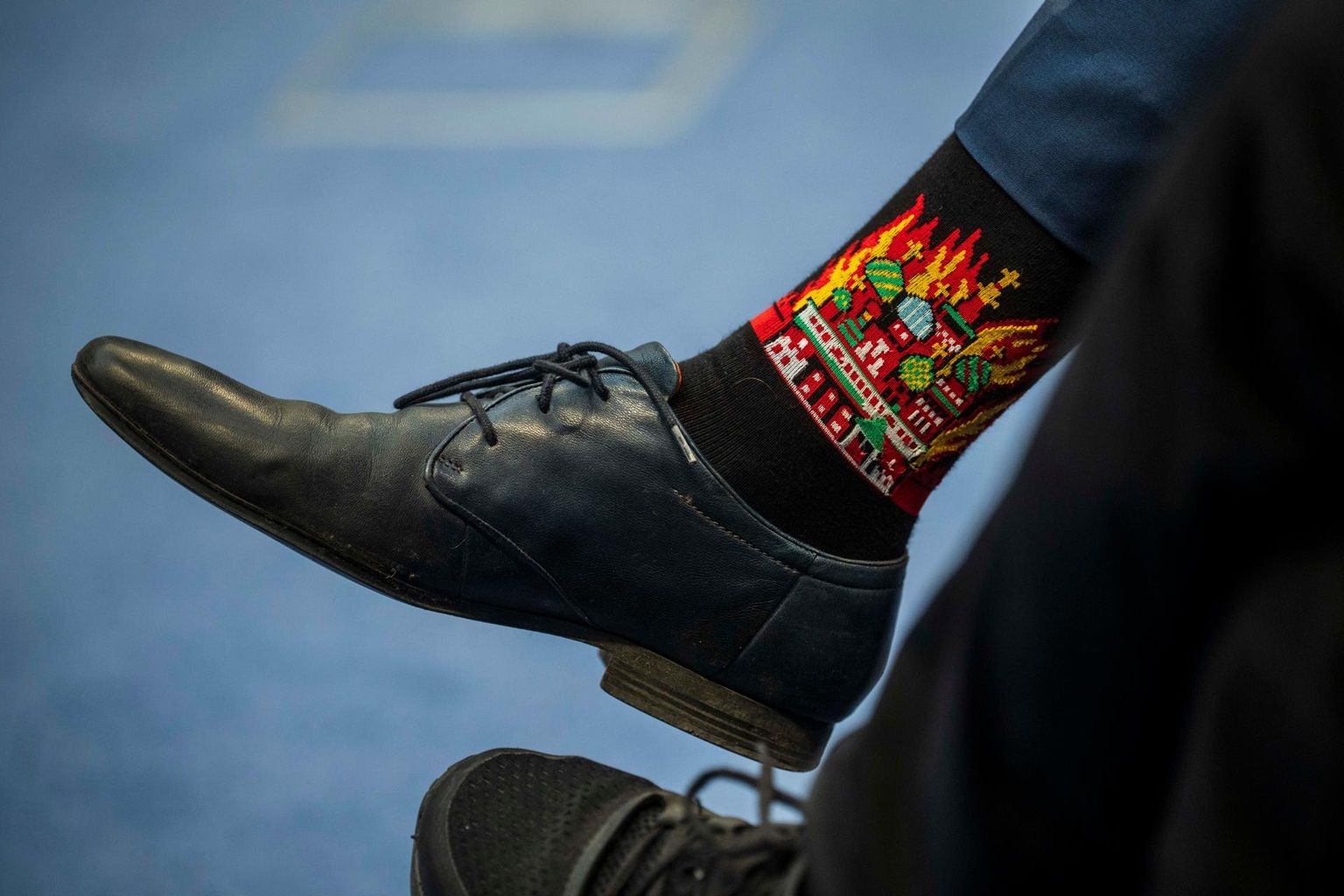 Чешский политик вызвал истерику у россиян из-за своих носков Чешский политик вызвал истерику у россиян из-за своих носков