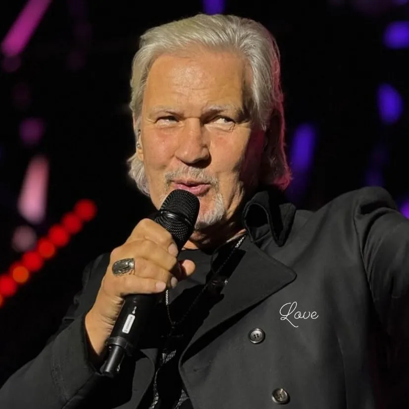 Співак Джонні Логан Співак Джонні Логан