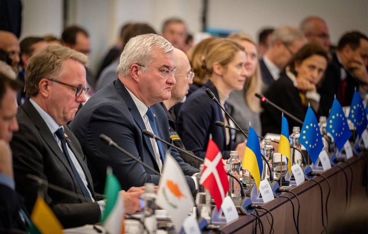 Трибунал для Путіна у Гаазі - як диктатора притягнуть до відповідальності - 24 Канал Трибунал для Путіна у Гаазі - як диктатора притягнуть до відповідальності - 24 Канал