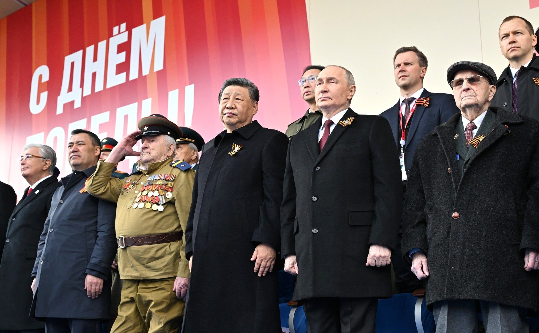 Китайский лидер Си Цзиньпин и глава Кремля Путин Китайский лидер Си Цзиньпин и глава Кремля Путин