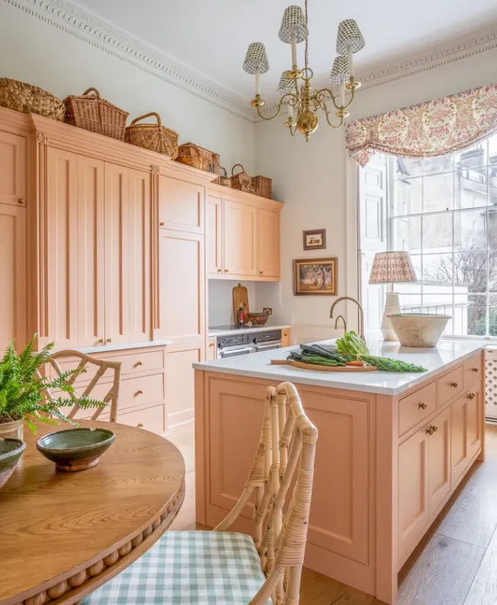 лососевий рожевий