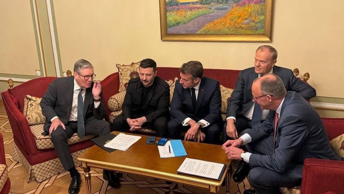 Політолог підсумував "Коаліцію охочих" у Києві Політолог підсумував "Коаліцію охочих" у Києві