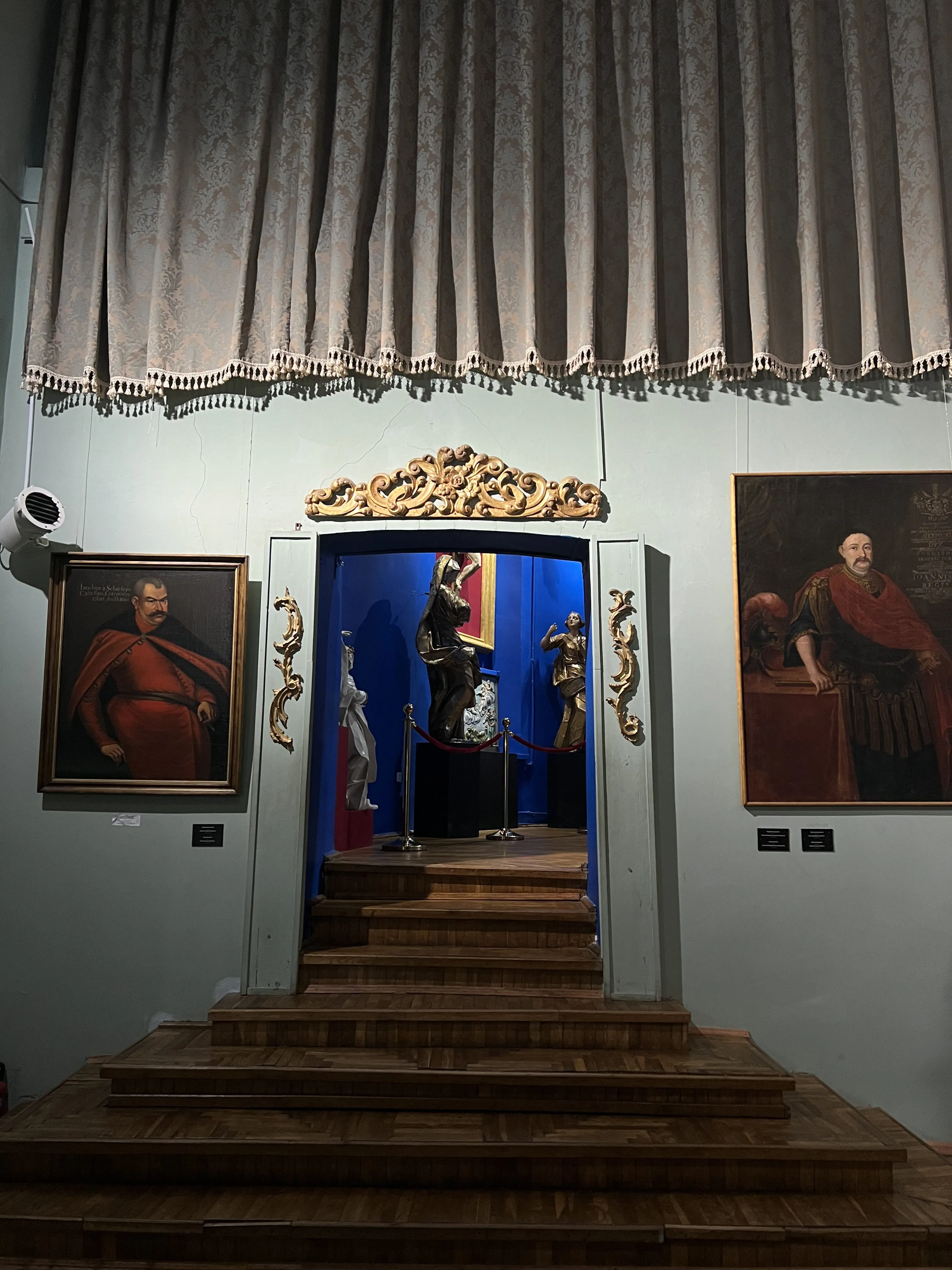 олесский замок