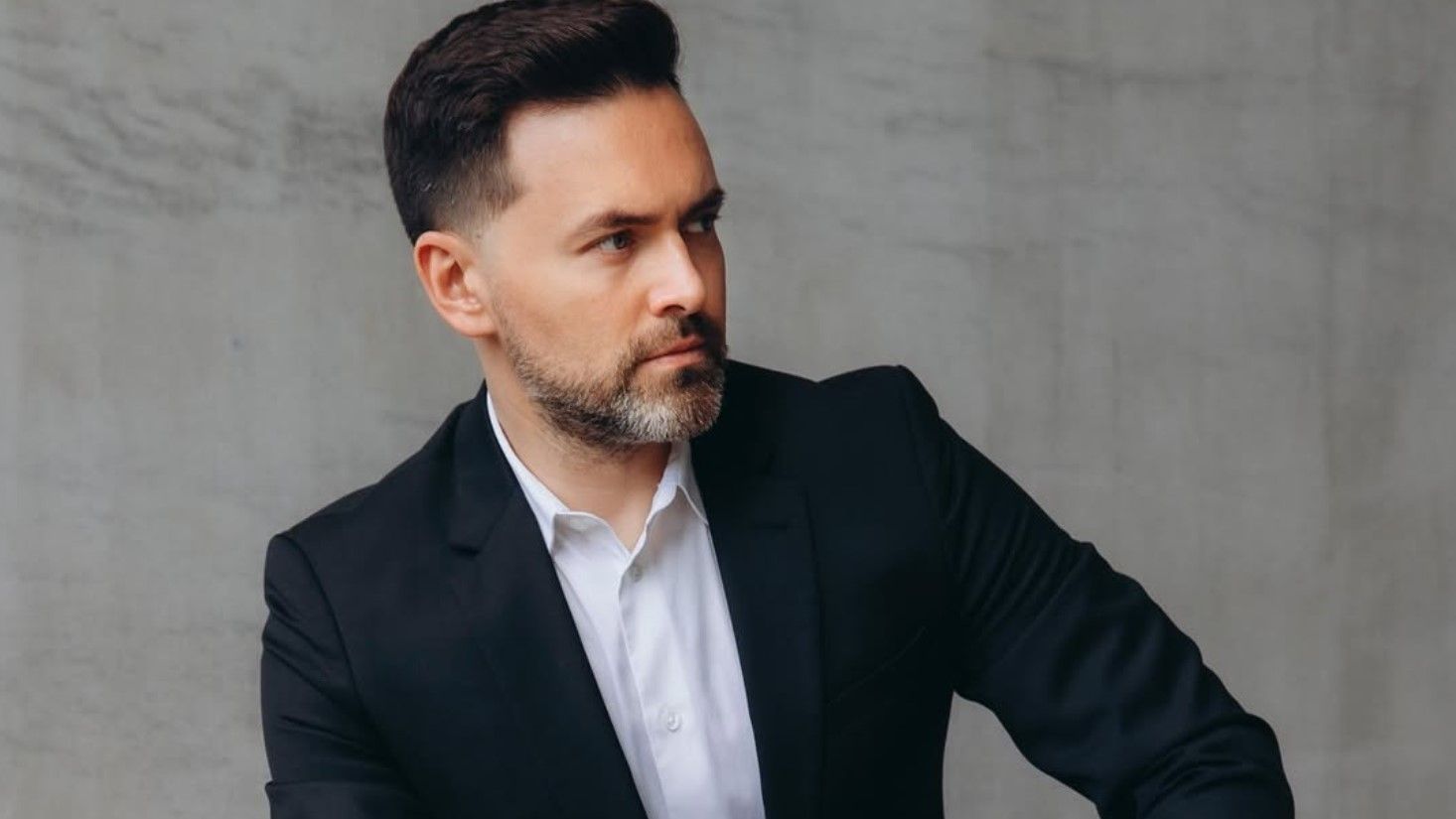 Тимур Мирошниченко Тимур Мирошниченко