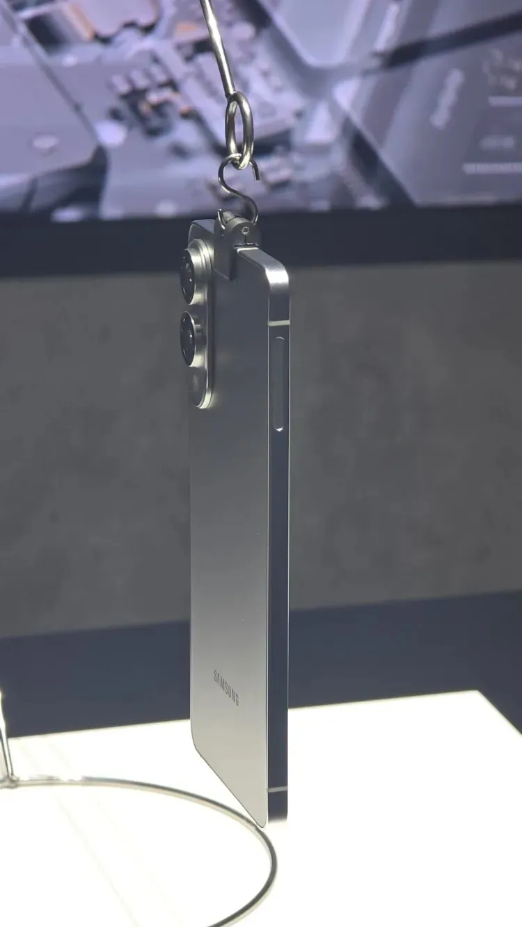 Galaxy S25 Edge Galaxy S25 Edge