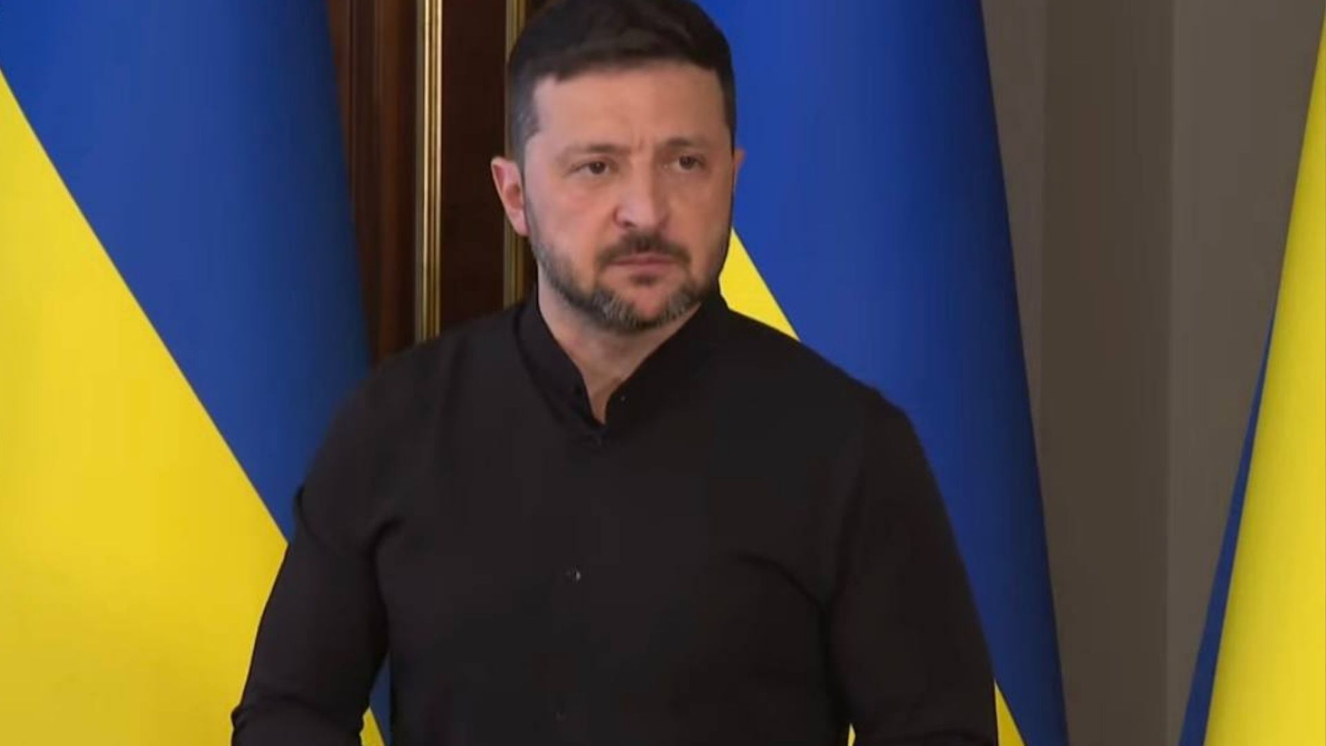 Зеленский подтвердил намерение встретиться с Путиным Зеленский подтвердил намерение встретиться с Путиным