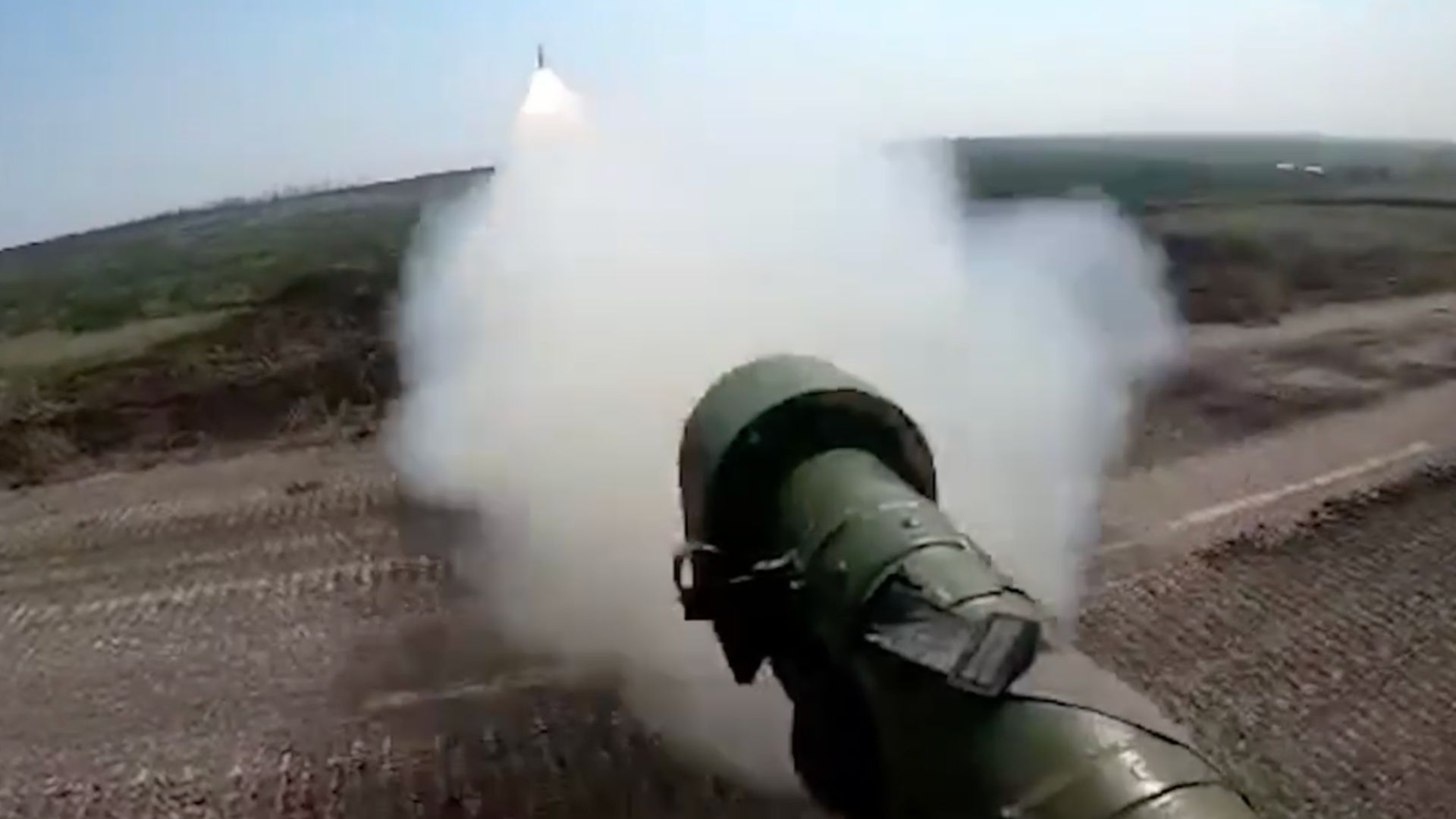 Військовий збив Су-25 з ПЗРК "Ігла" Військовий збив Су-25 з ПЗРК "Ігла"