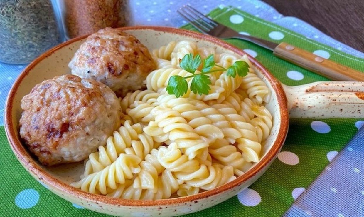 Бюджетна вечеря на всю сім'ю Бюджетна вечеря на всю сім'ю