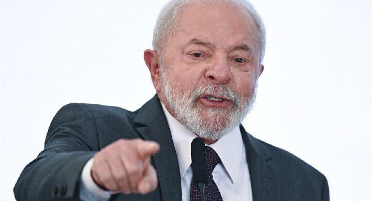 Лула проситиме Путіна погодитися на мирні переговори Лула проситиме Путіна погодитися на мирні переговори