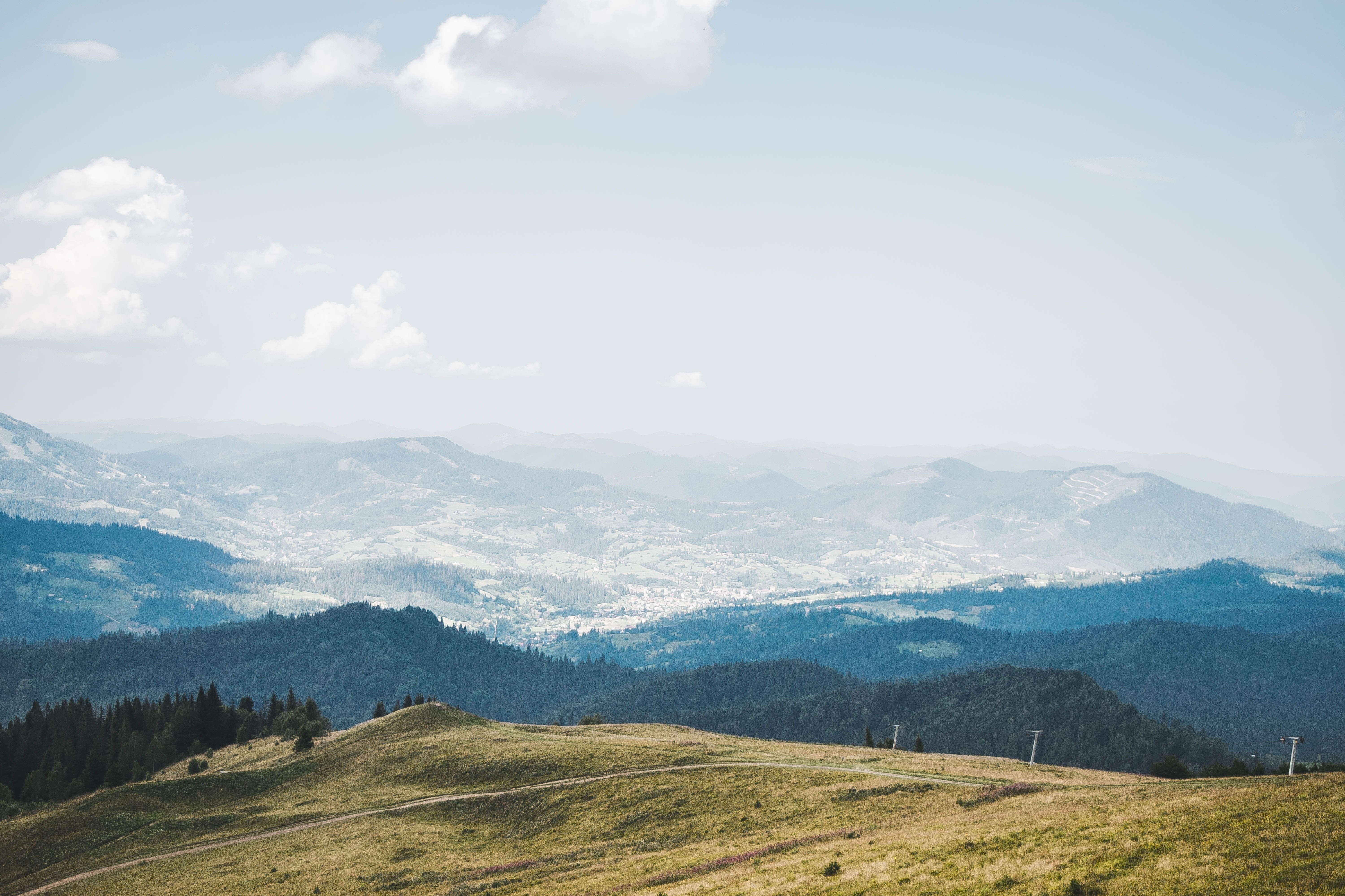 У Карпатах прогнозують мокрий сніг та сильний вітер У Карпатах прогнозують мокрий сніг та сильний вітер