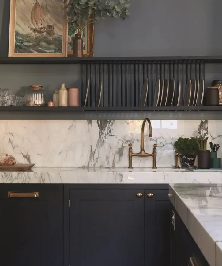 темні нейтральні темні нейтральні