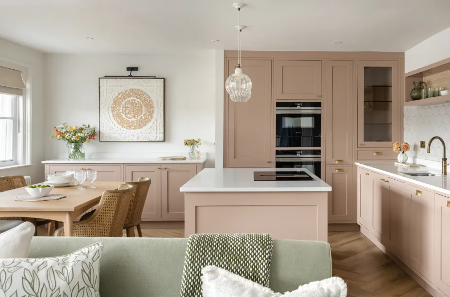 земляний рожевий