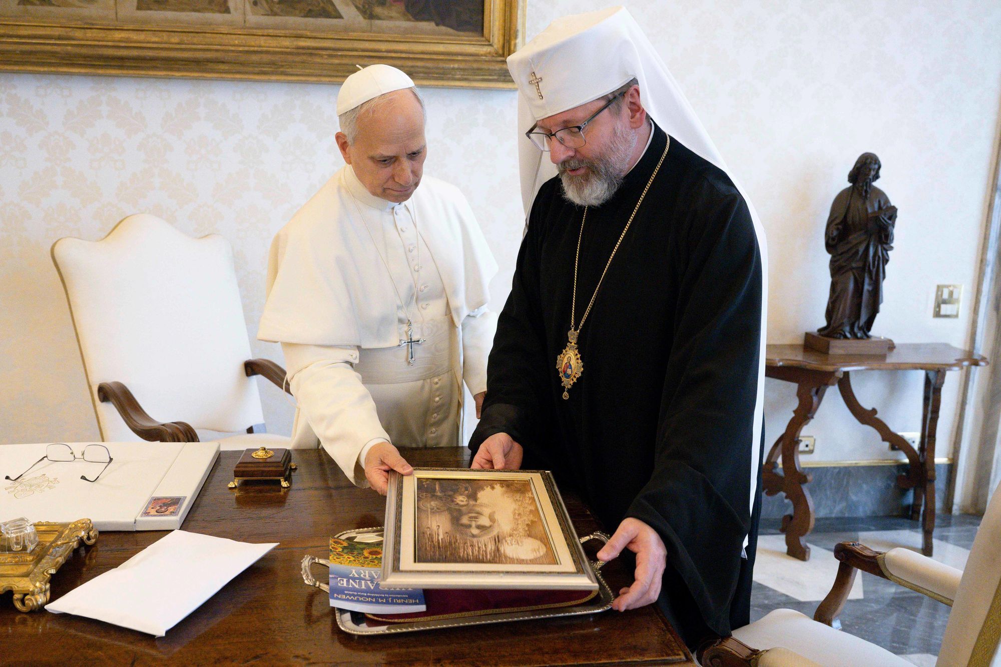 Папа Лев XIV на встрече с главой УГКЦ на встрече с главой УГКЦ Папа Лев XIV на встрече с главой УГКЦ на встрече с главой УГКЦ