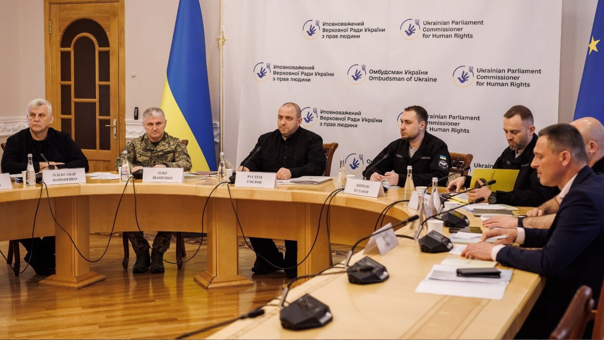 Рада Координаційного штабу узгодила план з обміну полоненими 1000 на 100 - 24 Канал Рада Координаційного штабу узгодила план з обміну полоненими 1000 на 100 - 24 Канал