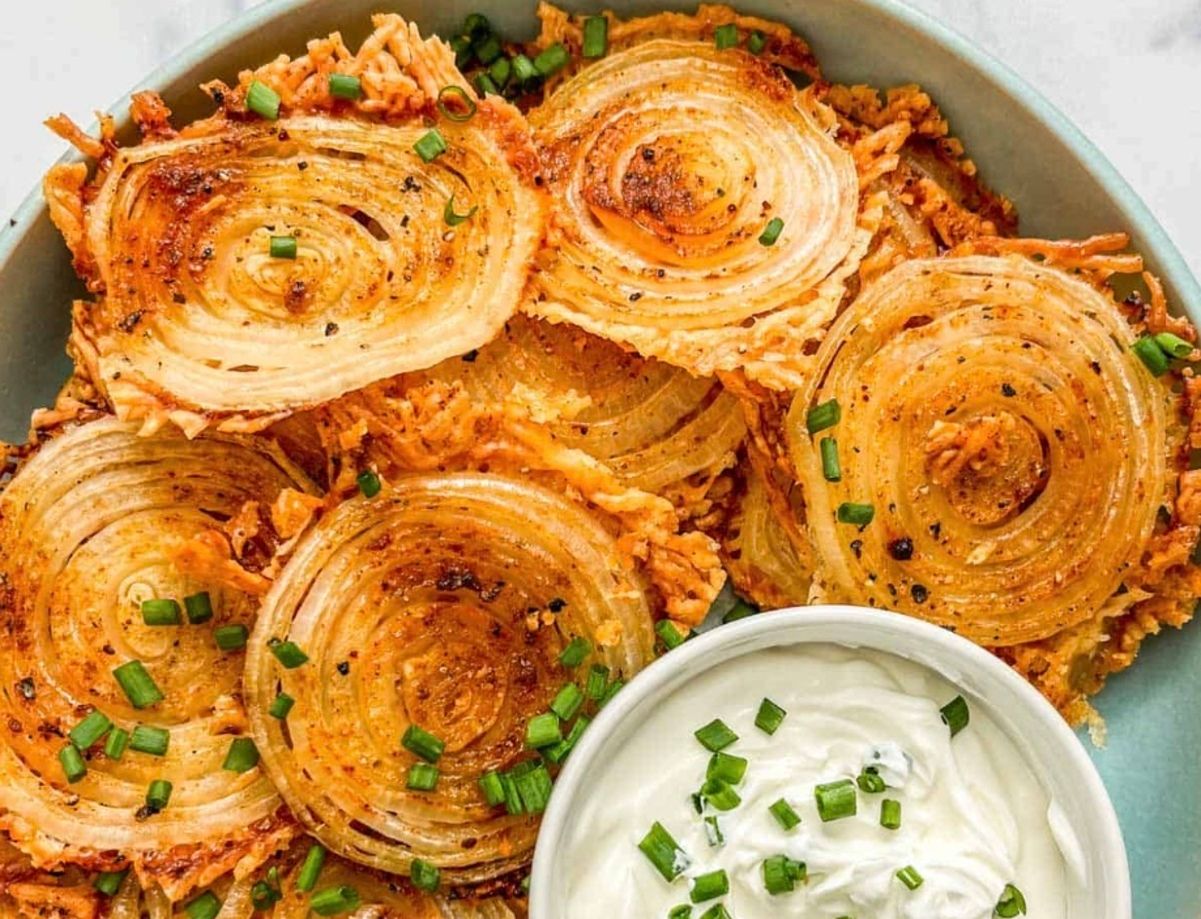 Луковые чипсы с сыром Луковые чипсы с сыром