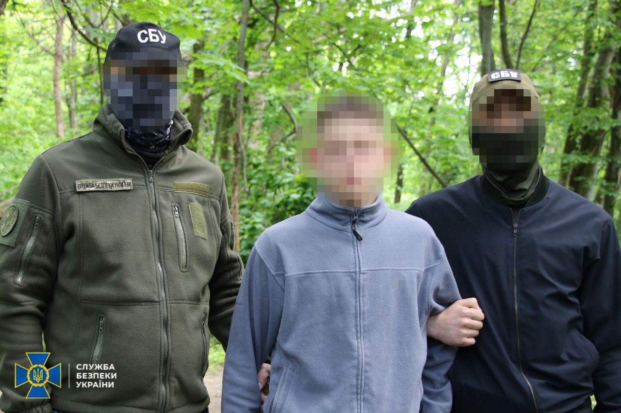 СБУ затримала зрадника, який готував теракт в Києві СБУ затримала зрадника, який готував теракт в Києві