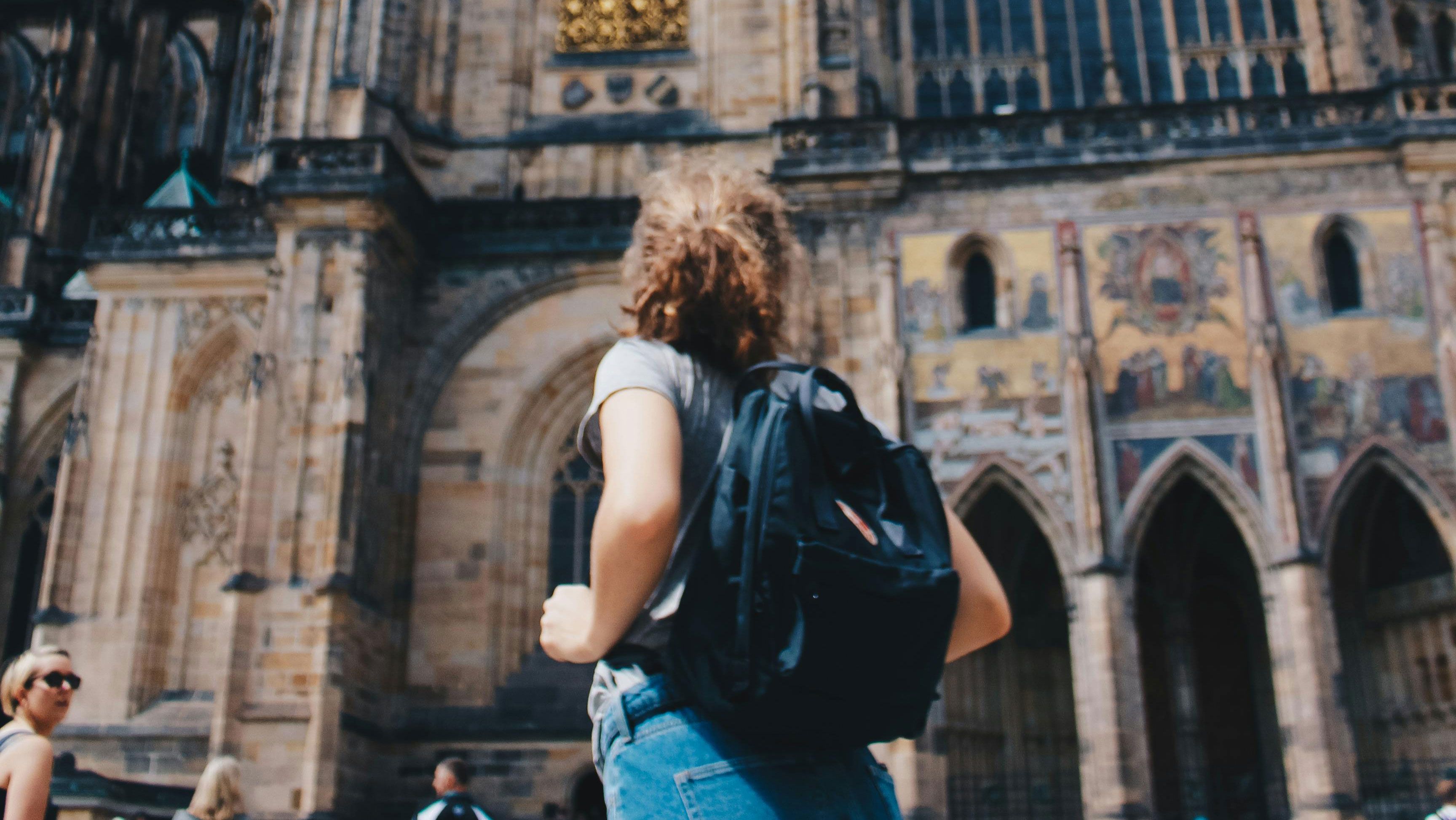 Туристка в Чехии Туристка в Чехии