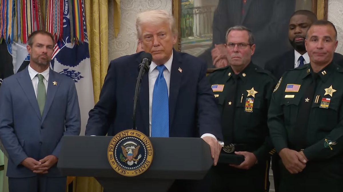 Трамп про війну Росії проти України Трамп про війну Росії проти України