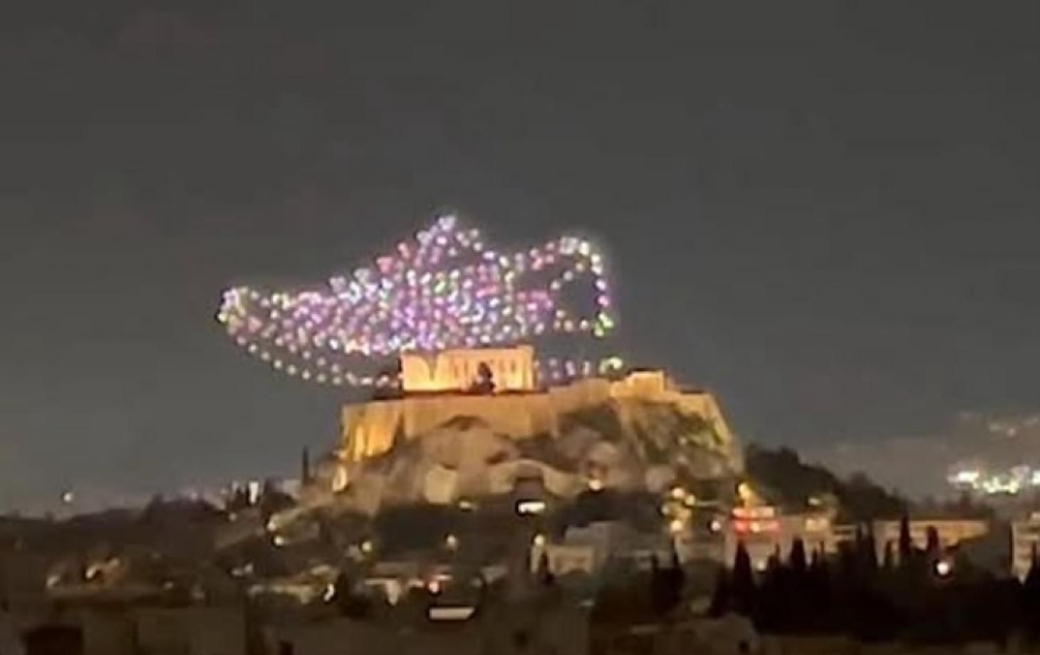 Греция судится с Adidas из-за рекламы, где кроссовок пинает Акрополь - Бизнес Греция судится с Adidas из-за рекламы, где кроссовок пинает Акрополь - Бизнес