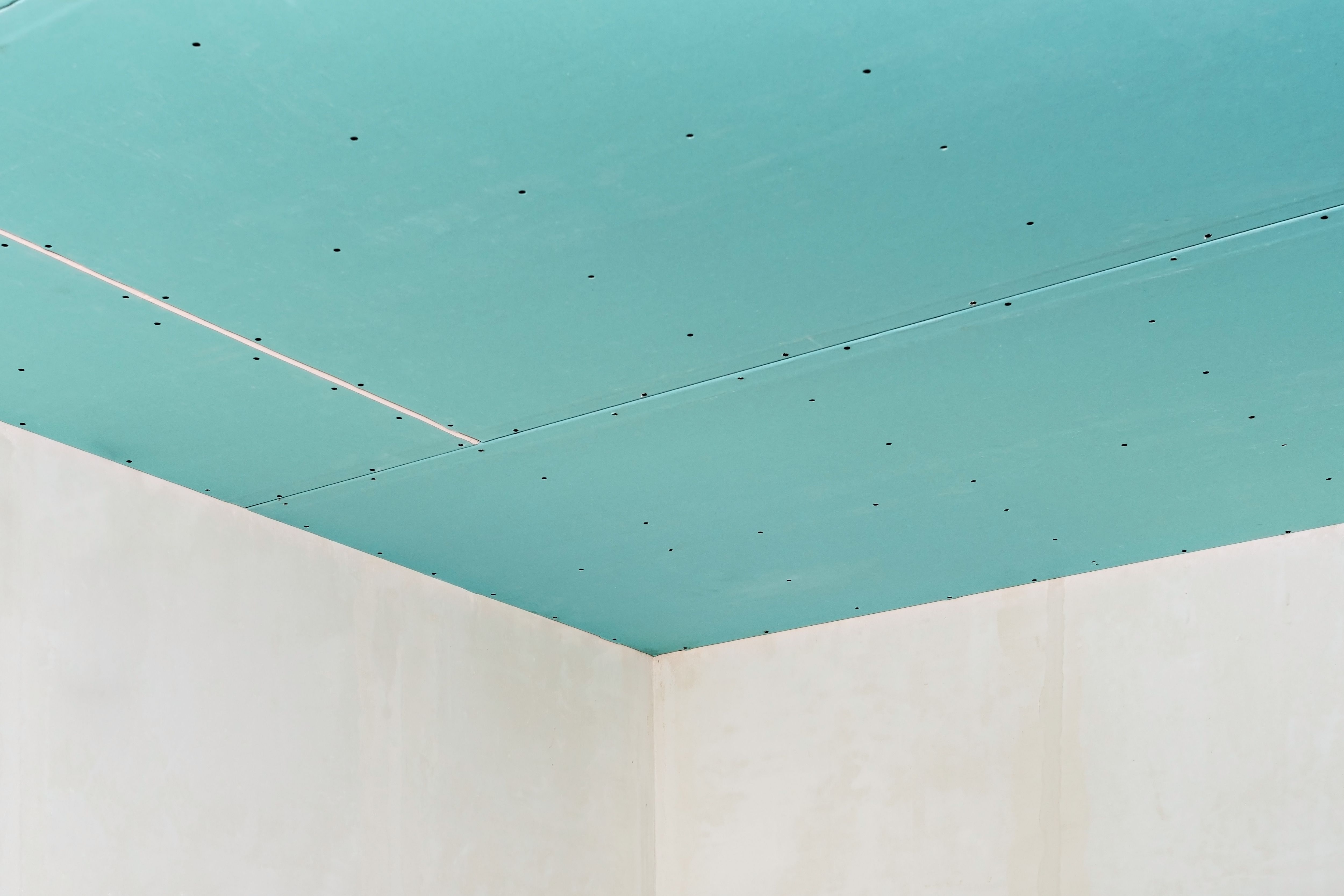 Выбор потолка зависит от многих факторов Выбор потолка зависит от многих факторов