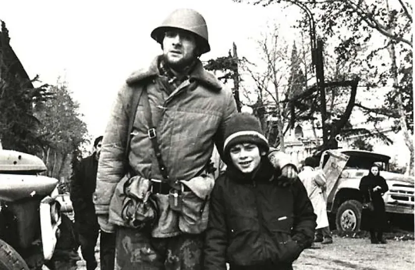 Георгій Гонгадзе під час громадянської війни в Грузії Георгій Гонгадзе під час громадянської війни в Грузії