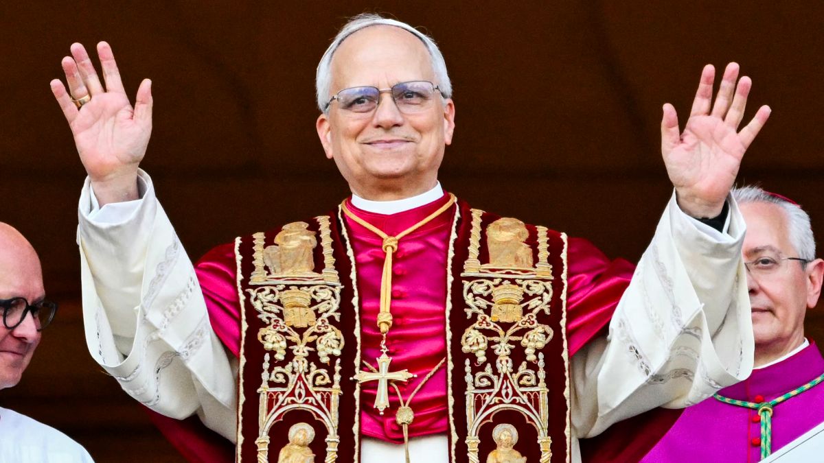 Папа Лев готов принять переговоры России и Украины в Ватикане Папа Лев готов принять переговоры России и Украины в Ватикане