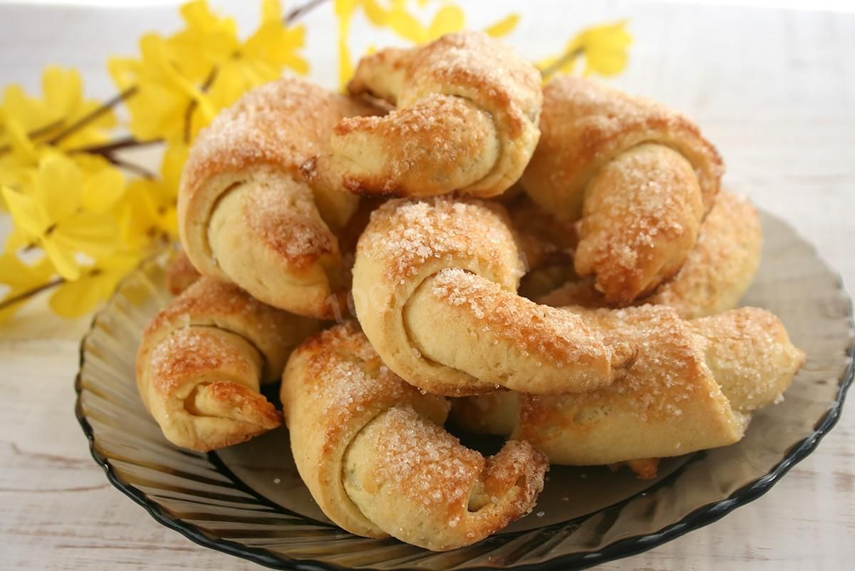 Целый противень рогаликов без усилий Целый противень рогаликов без усилий