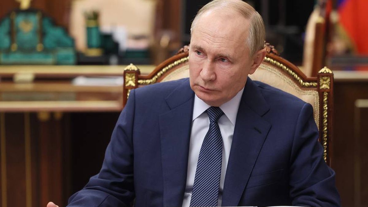 Путин может посетить Донецк и Луганск Путин может посетить Донецк и Луганск