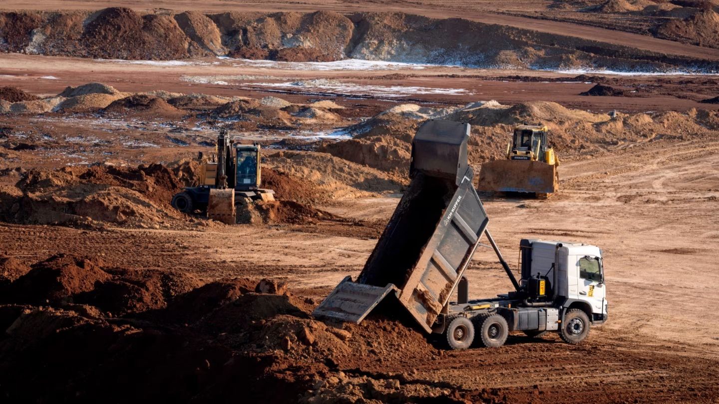 Как Украина подписывала соглашение о полезных ископаемых с США Как Украина подписывала соглашение о полезных ископаемых с США