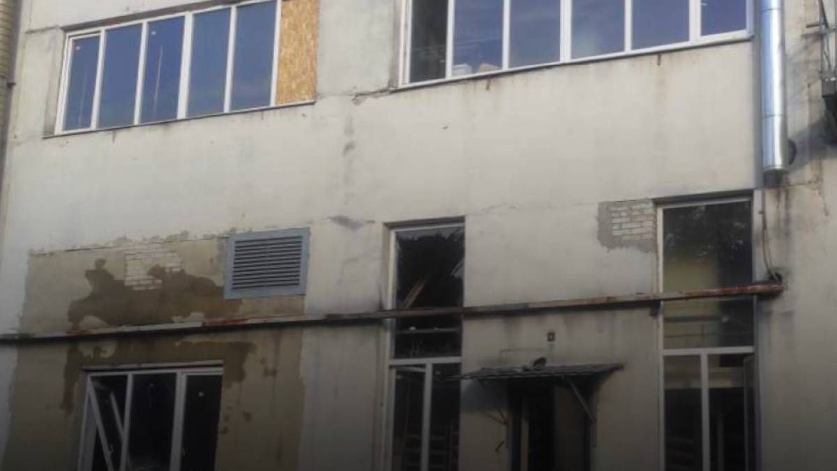Противник ударил по пищевому предприятию в Сумах Противник ударил по пищевому предприятию в Сумах