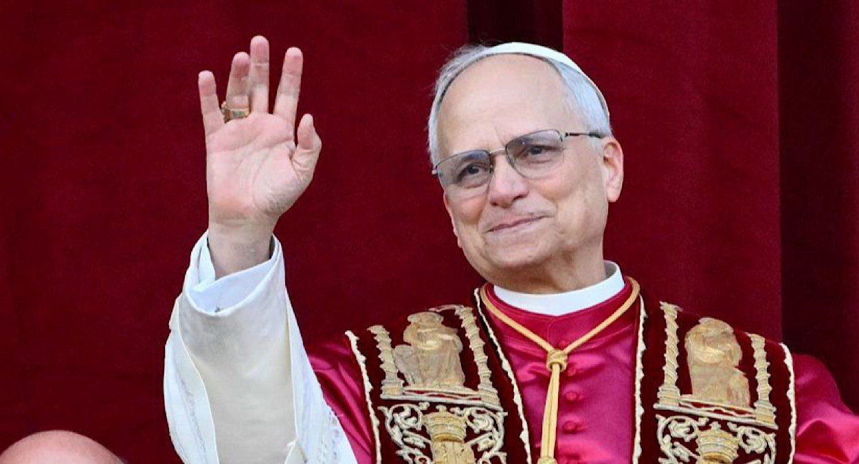 Папа Лев XIV поддерживает мирные переговоры Папа Лев XIV поддерживает мирные переговоры