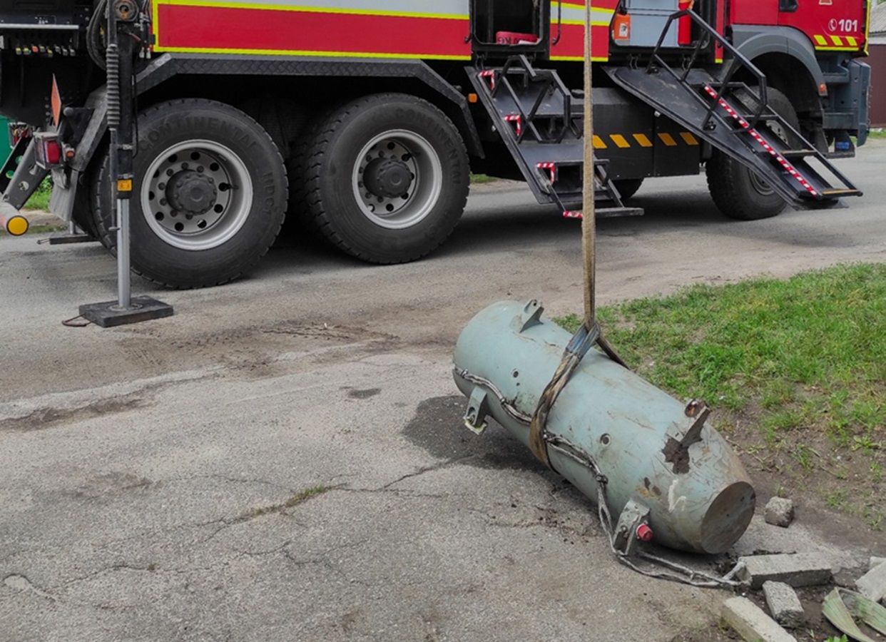 Часть Х-101 обнаружили в Киевской области во дворе частного дома Часть Х-101 обнаружили в Киевской области во дворе частного дома