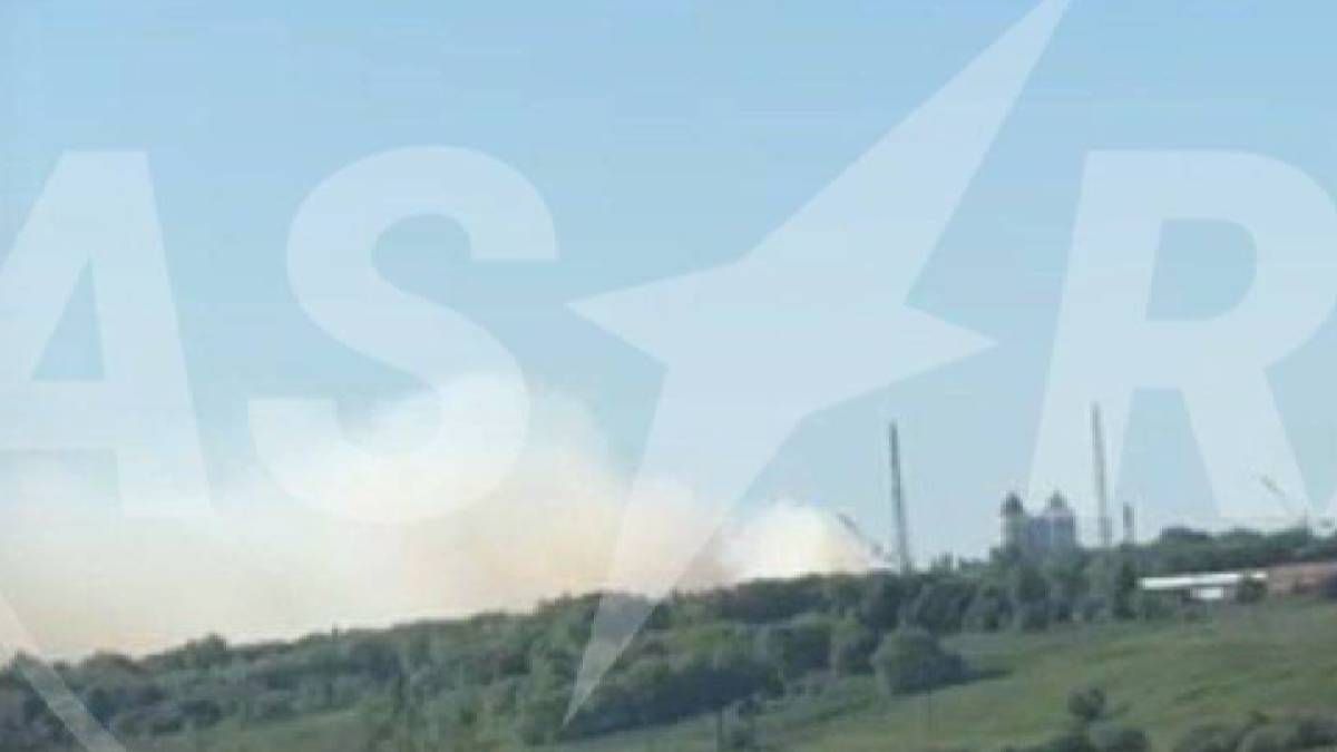 Внаслідок атаки БпЛА на хімкомбінат у Росії стався витік азотної кислоти Внаслідок атаки БпЛА на хімкомбінат у Росії стався витік азотної кислоти