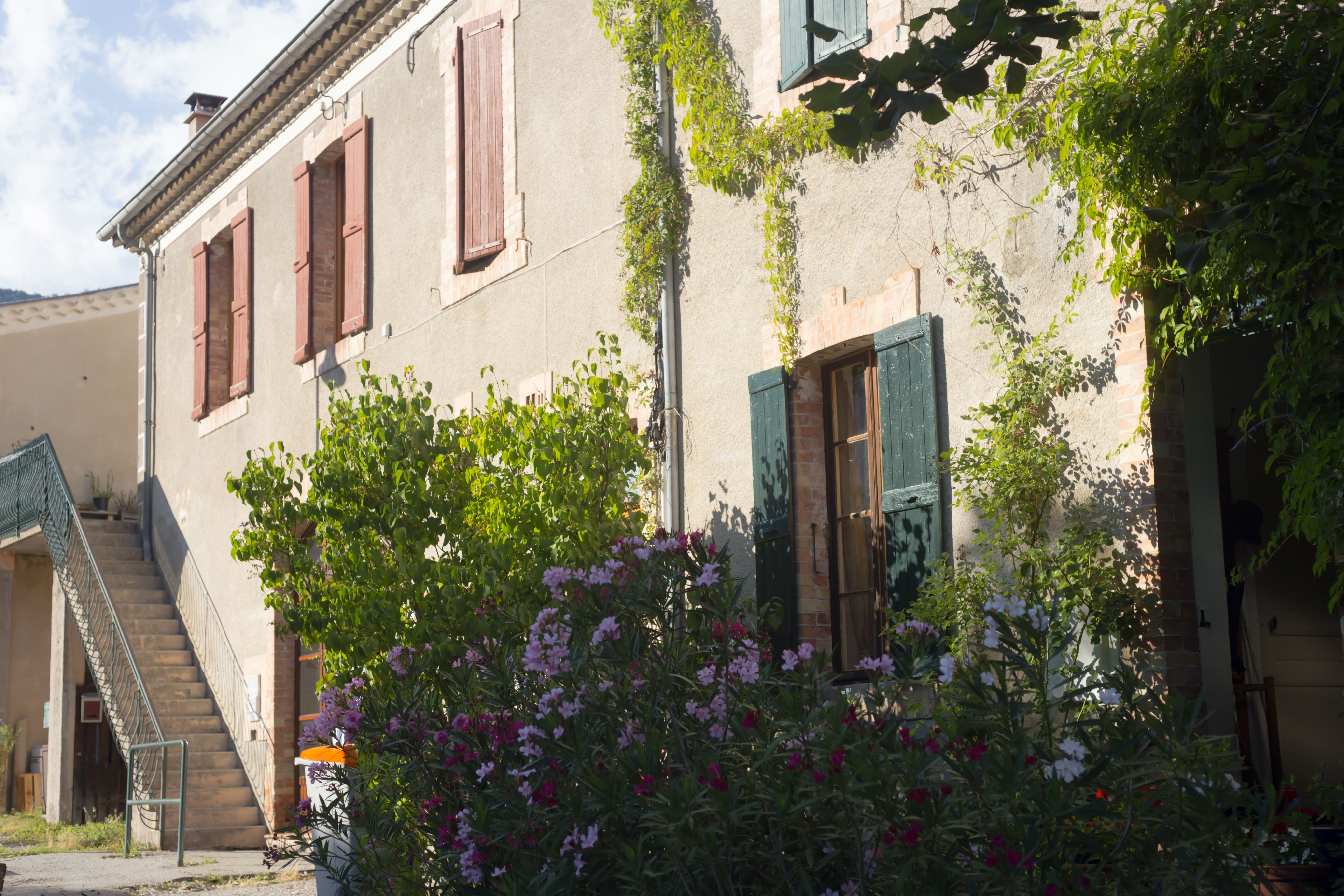 Дома могут иметь устаревший запах Дома могут иметь устаревший запах