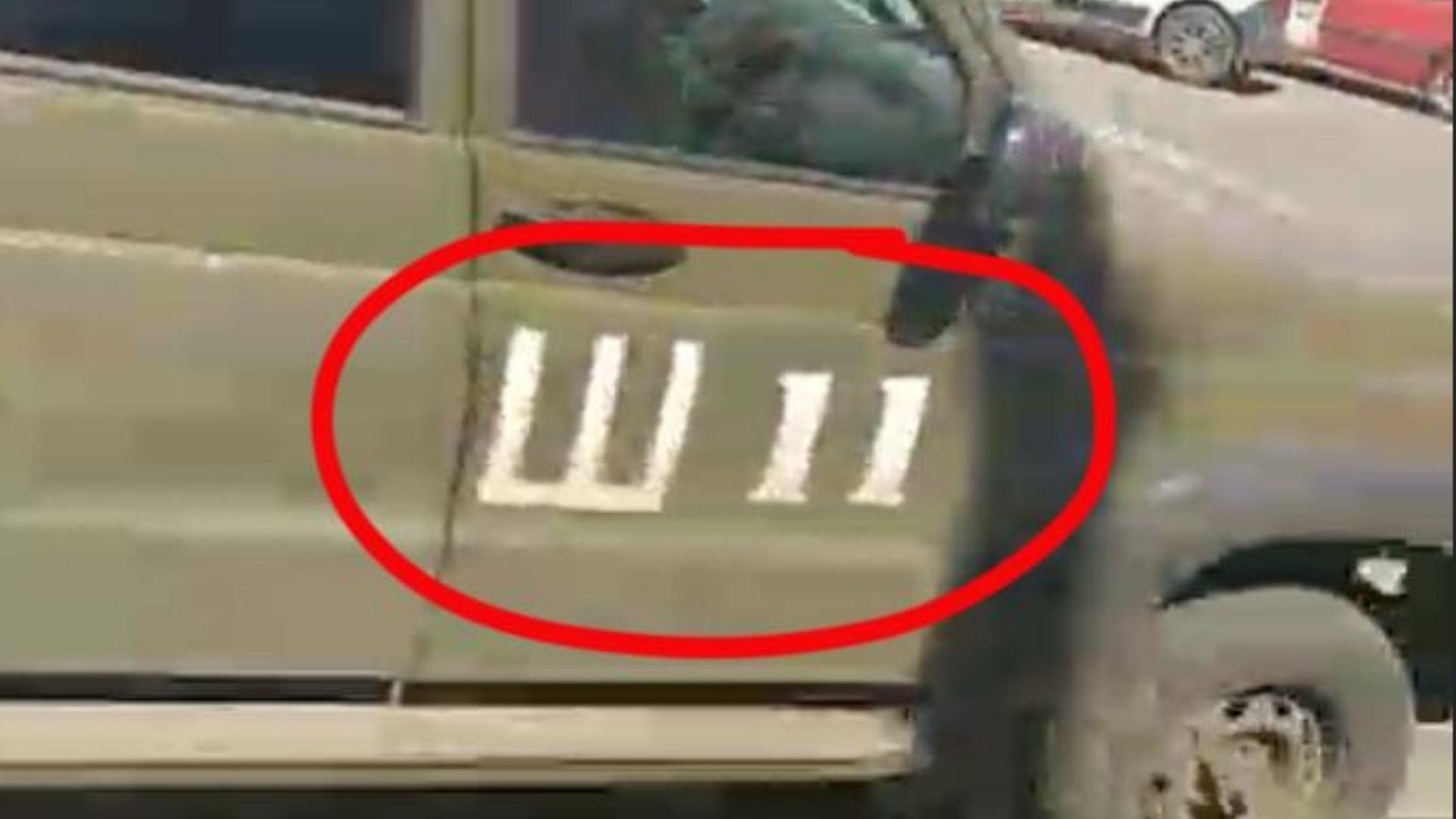 Россияне начали писать на технике "ш 11 (или две вертикальные полосы)" Россияне начали писать на технике "ш 11 (или две вертикальные полосы)"