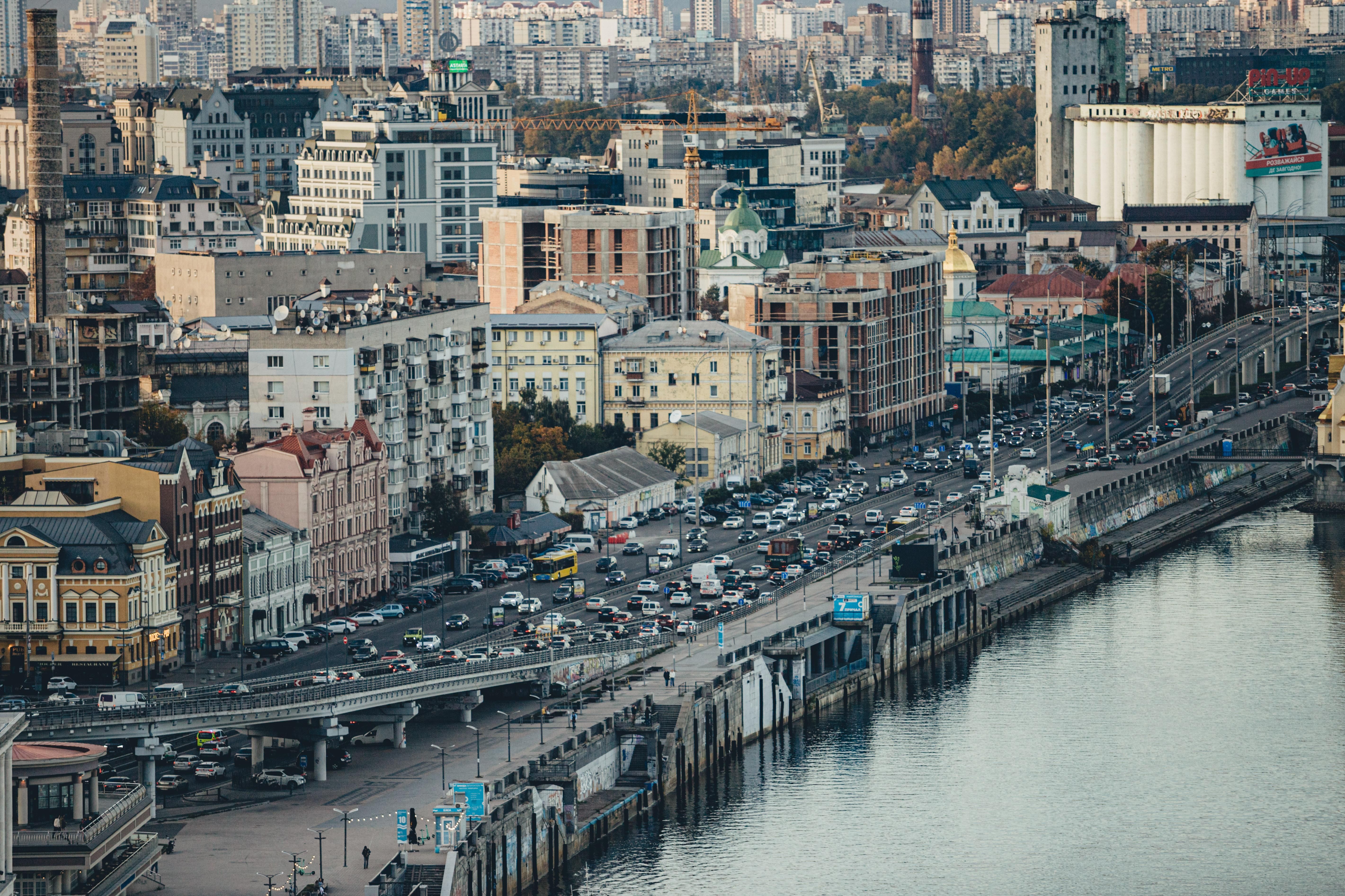 Рада збільшить штрафи за перевищення швидкості Рада збільшить штрафи за перевищення швидкості