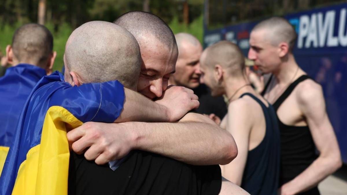 Обмін полоненими: Росія повернула Україні щонайменше 15 депортованих в'язнів - 24 Канал Обмін полоненими: Росія повернула Україні щонайменше 15 депортованих в'язнів - 24 Канал