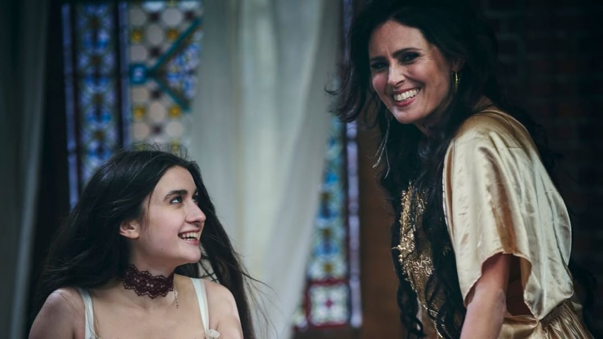 Jerry Heil и Шарон ден Адель