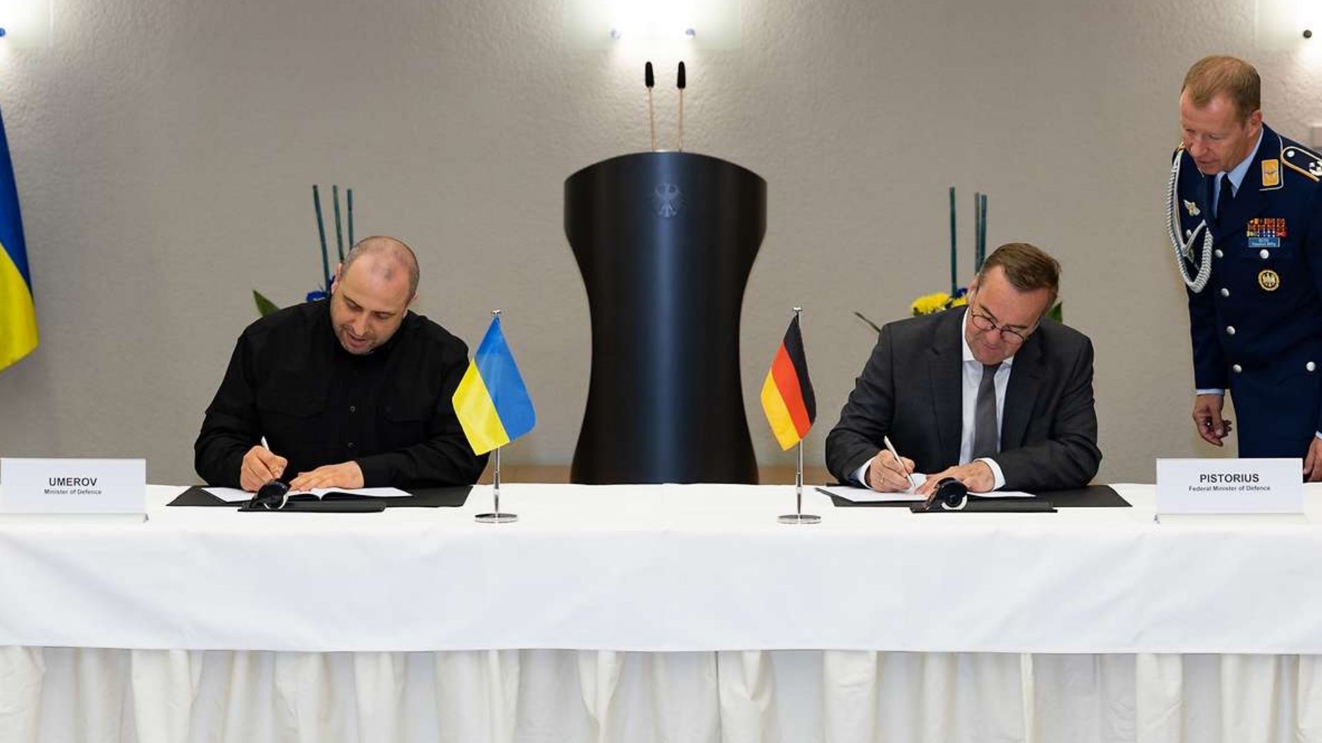 Германия согласовала новую военную помощь Украине в размере 5 миллиардов евро - 24 Канал Германия согласовала новую военную помощь Украине в размере 5 миллиардов евро - 24 Канал