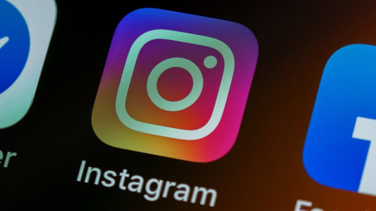 Instagram розряджав батарею Android навіть у фоновому режимі але Google це виправив Instagram розряджав батарею Android навіть у фоновому режимі але Google це виправив