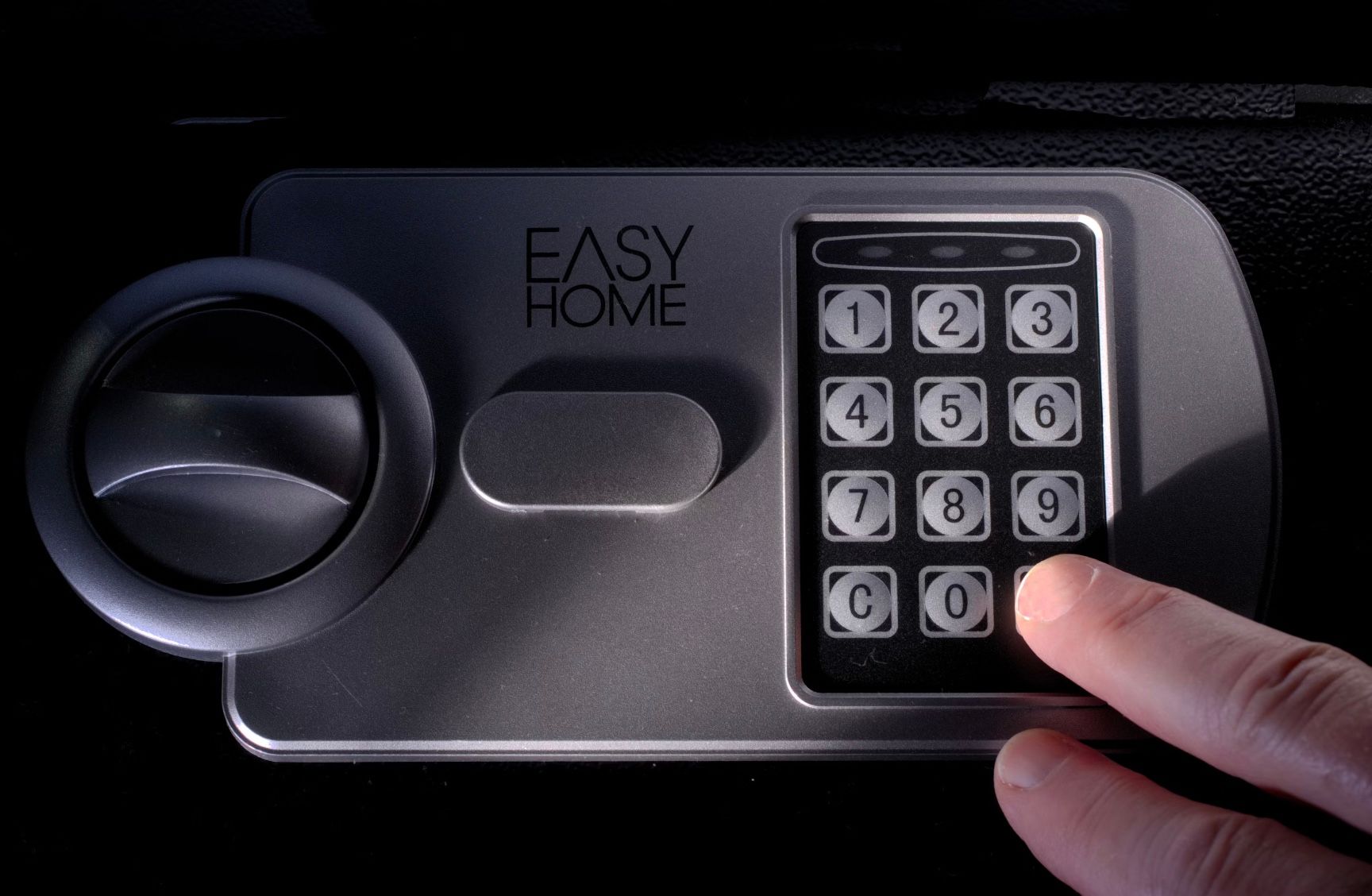 Почему не стоит пользоваться сейфами в отелях Почему не стоит пользоваться сейфами в отелях